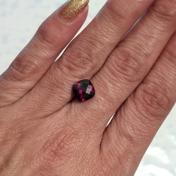 3 carat natural Rhodolite garnet checkered loose gemstone - Picture 11 of 16